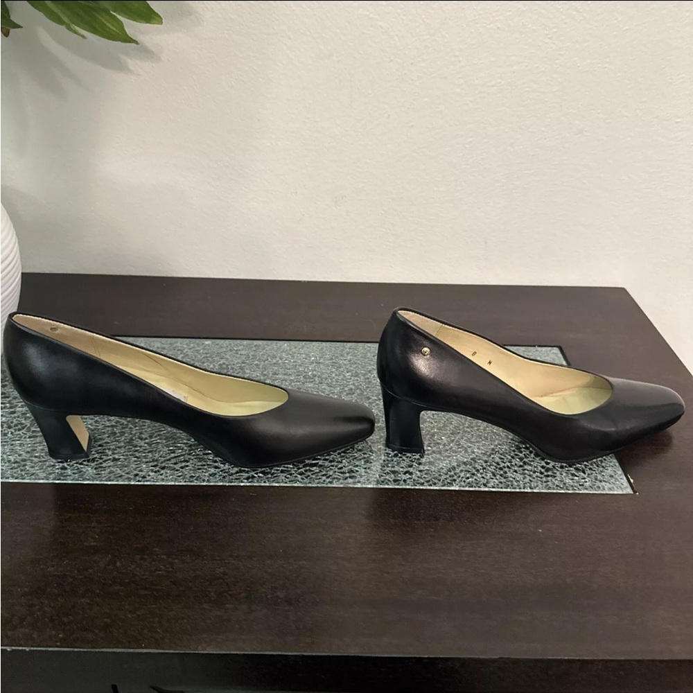 Vintage Etienne Aigner Taylor Black Leather Slip On Pumps Made In Spain Size 8 - Picture 3 of 6